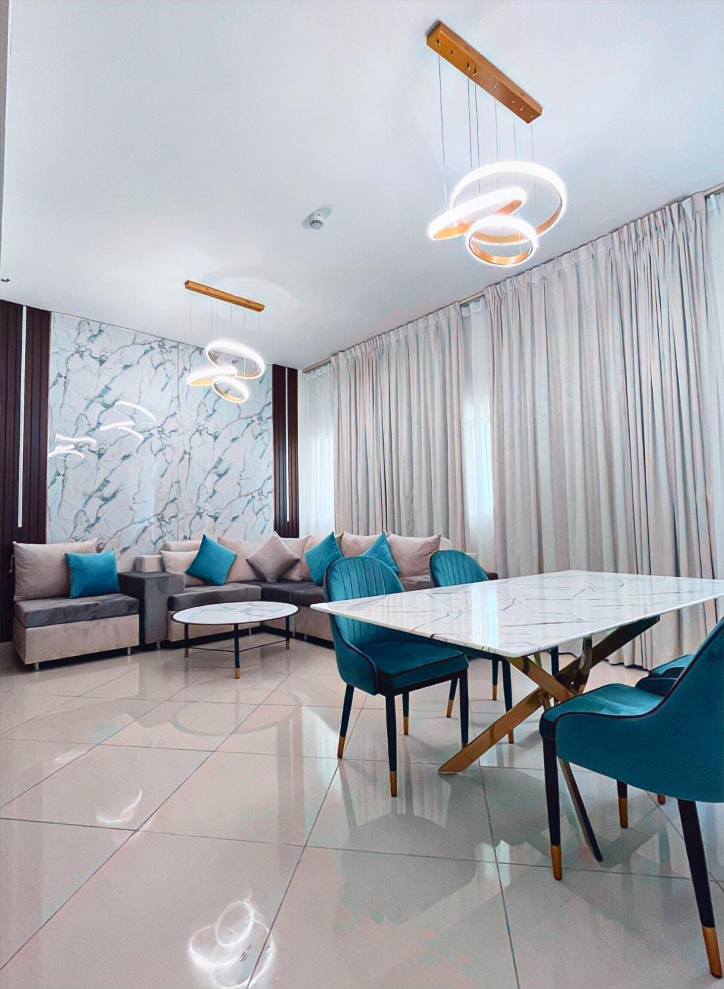 Jewellery Homes In Amwaj 4 With Direct Beach Access ドバイ エクステリア 写真